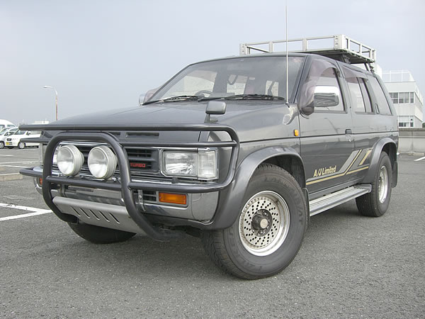 Used nissan pathfinder turbo diesel 4x4 #1